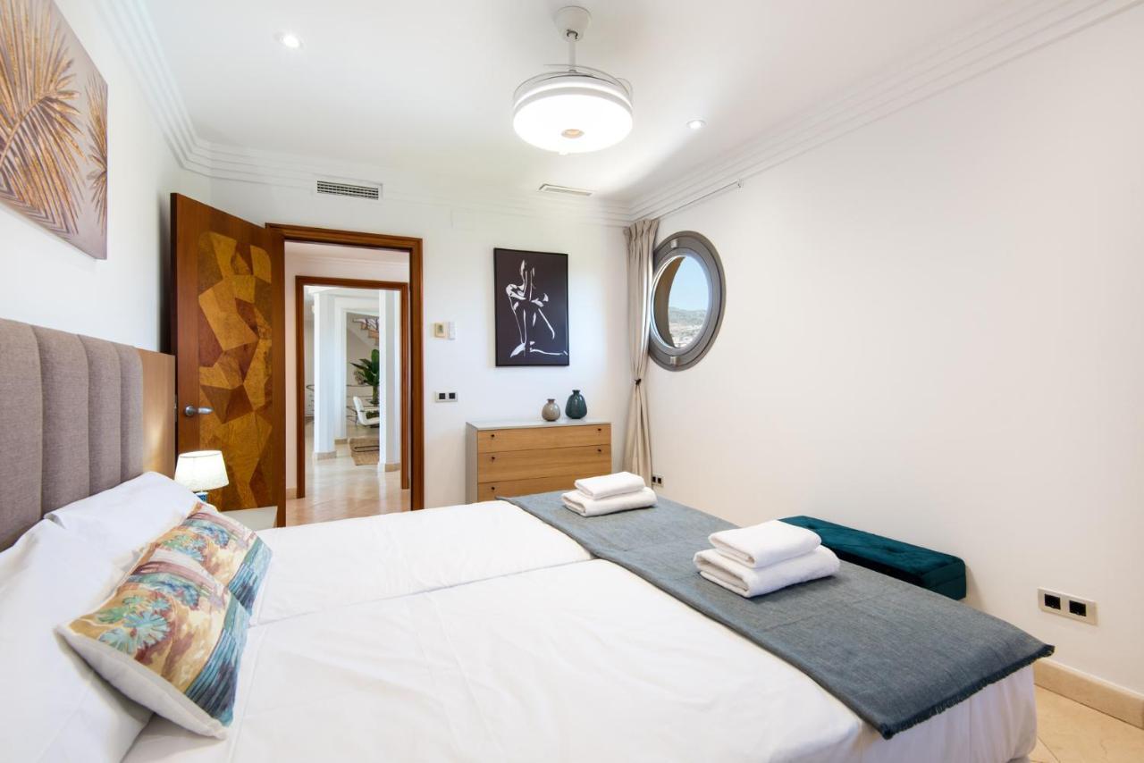 Ph Bellagio: Luxurious And Romantic Duplex Penthouse With Private Pool & Sea Views เบนัลมาเดนา ภายนอก รูปภาพ